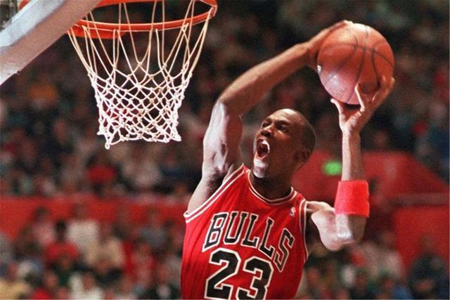 NBA扣篮最矮的人是谁?别猜了,答案可能会让你跳起来 NBA扣篮最矮的人是谁?别猜了,答案可能会让你跳起来